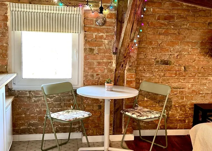 Апартаменти Pocztowka Spod Dachu Сопот