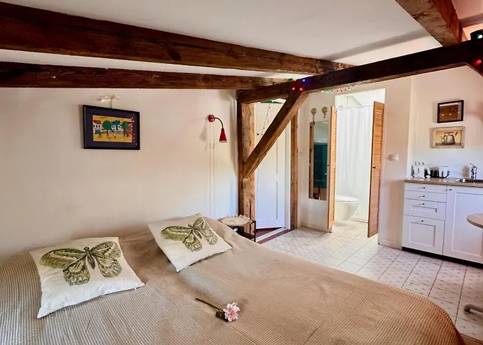 Pocztowka Spod Dachu *